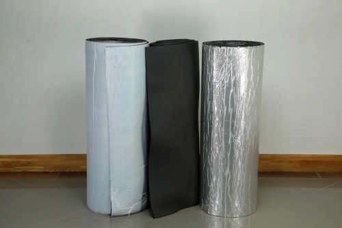 Тепло-шумоизоляция из вспененного каучука SoundProOFF Flex Sheet с фольгой и клеем 32мм фото 3