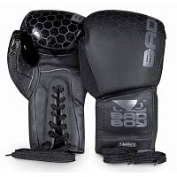 Боксерские перчатки кожанные 10 унций Bad Boy Legasy 2.0 мм (240034)
